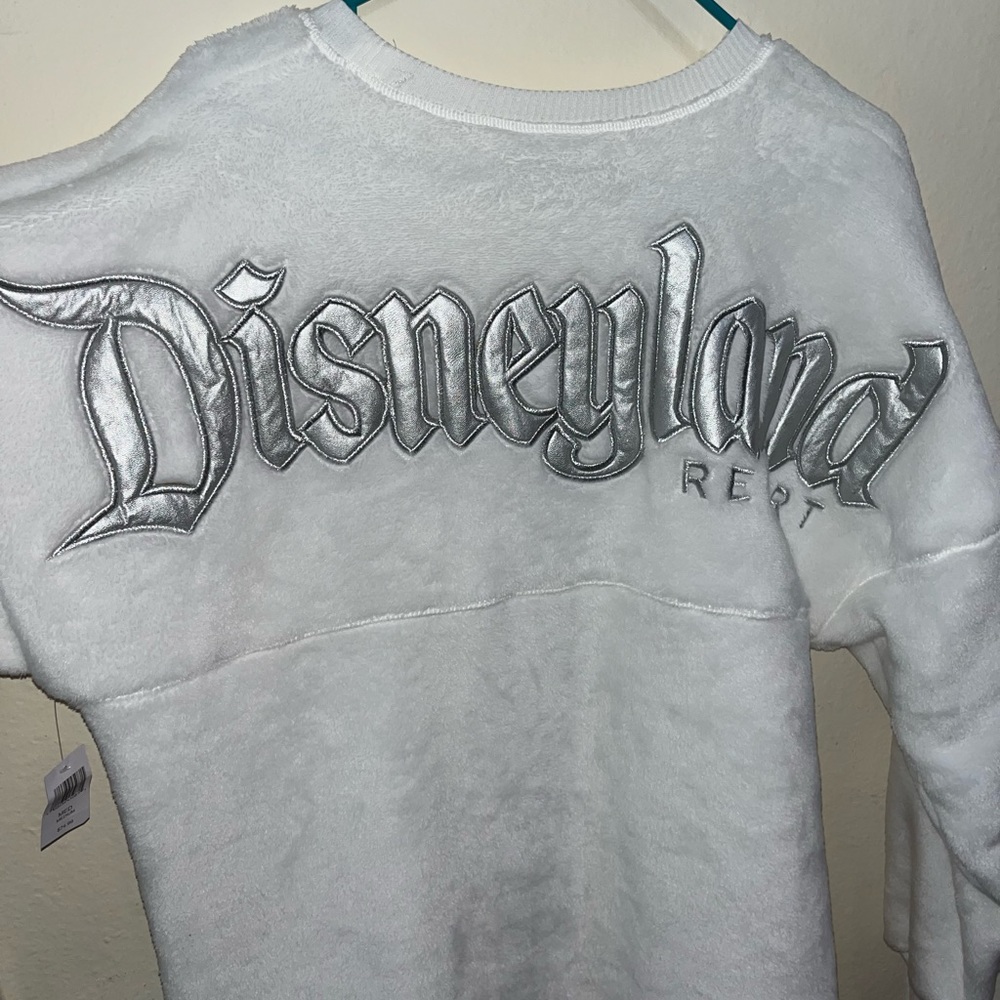 Spirit jersey soft Disneyland sweater